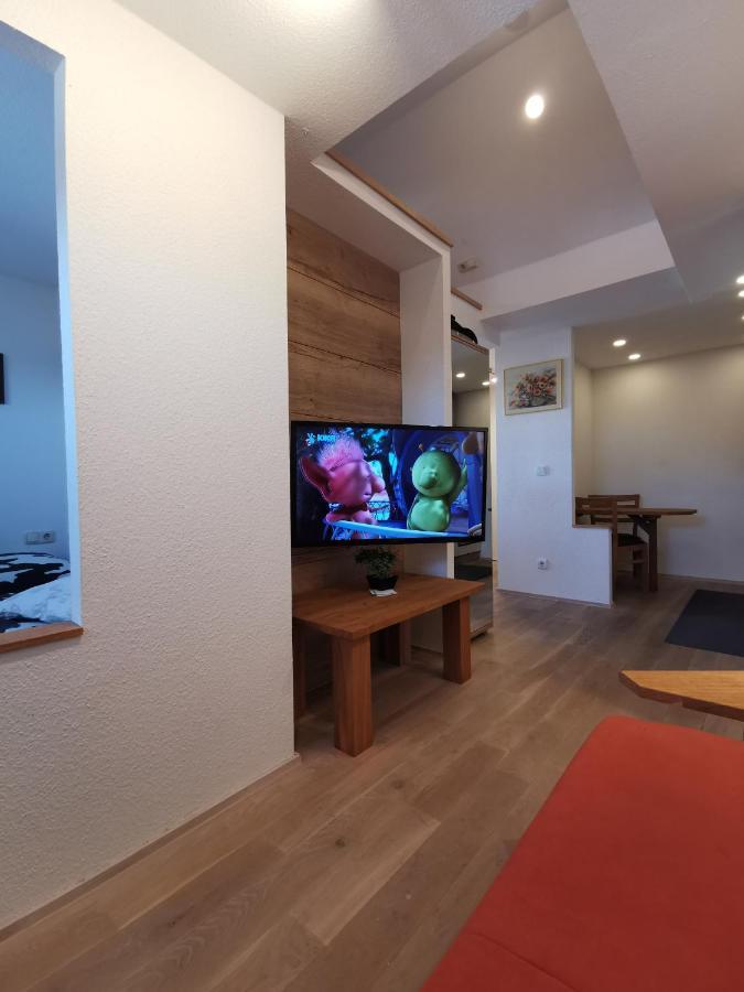 Ferienwohnung Und Pension Guertler Werdau Eksteriør bilde